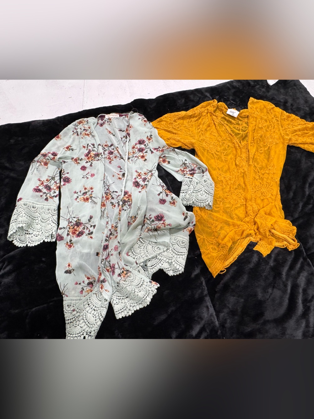 Rewind Floral Crochet Trim Kimono & Rewind Mustard Lace Top